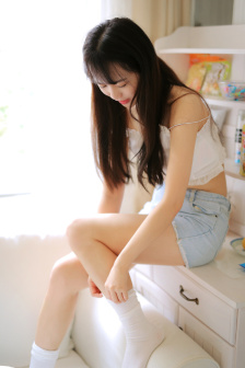 村长一晚吃我八次奶